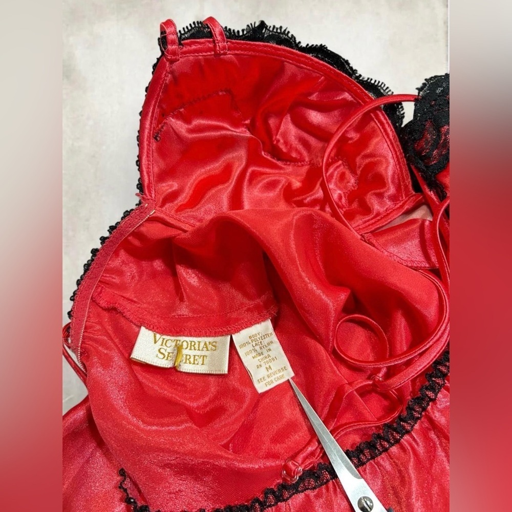 Vintage Gold Label Victoria's Secret Red Satin Chemise with Black Lace Trim - Picture 2 of 7